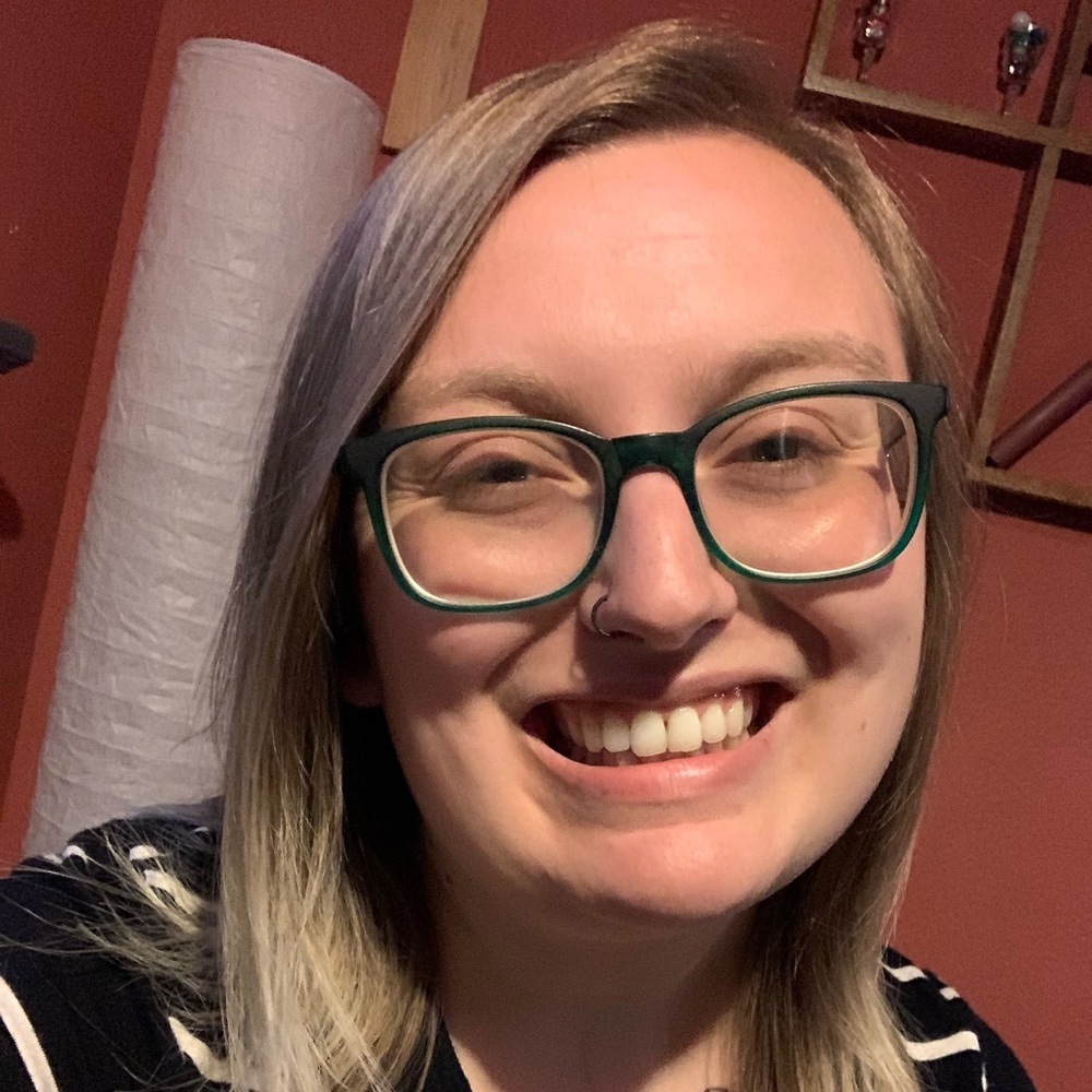 Meet your Posher, Rebekah